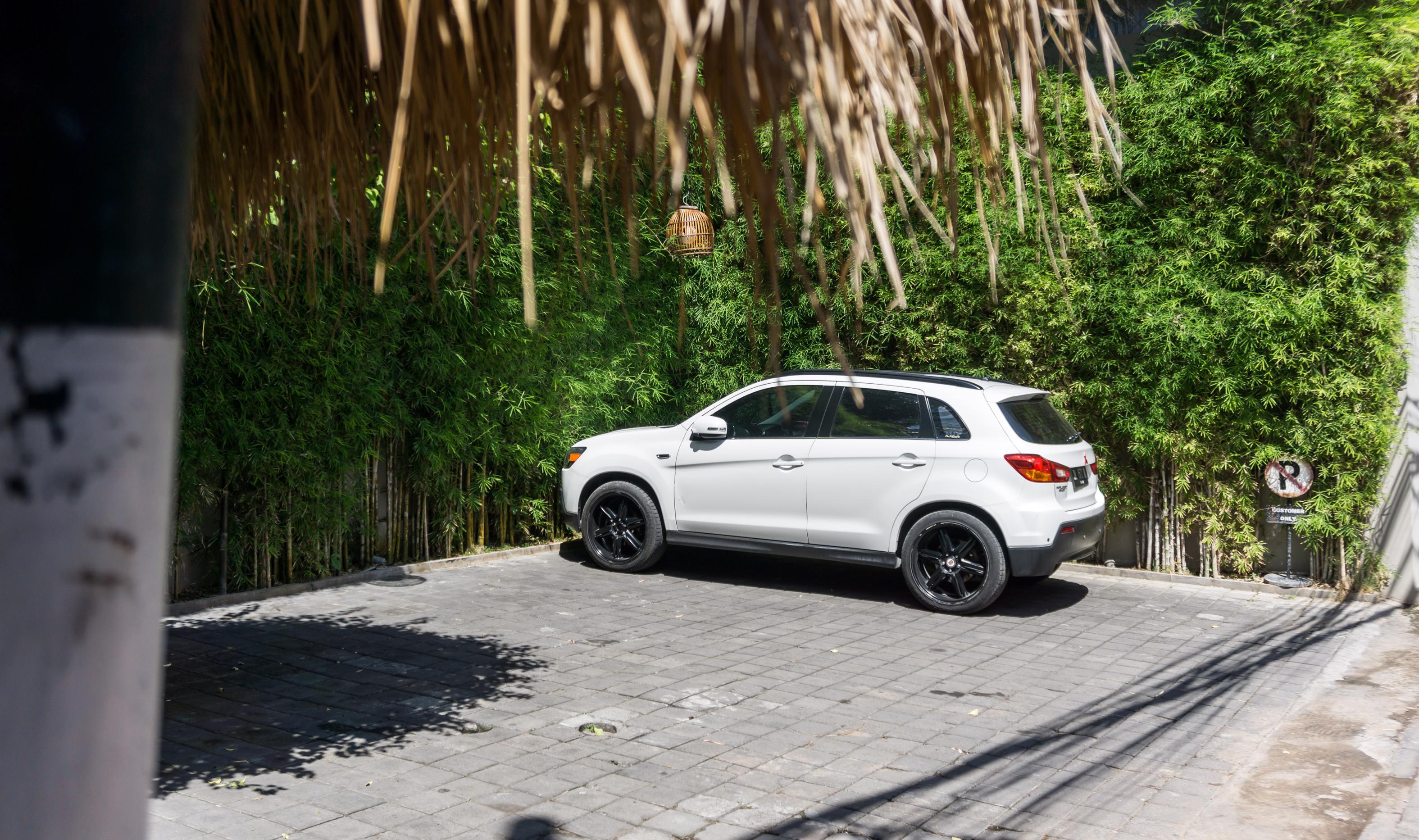 Blue Karma Dijiwa Seminyak Hotel Exterior photo